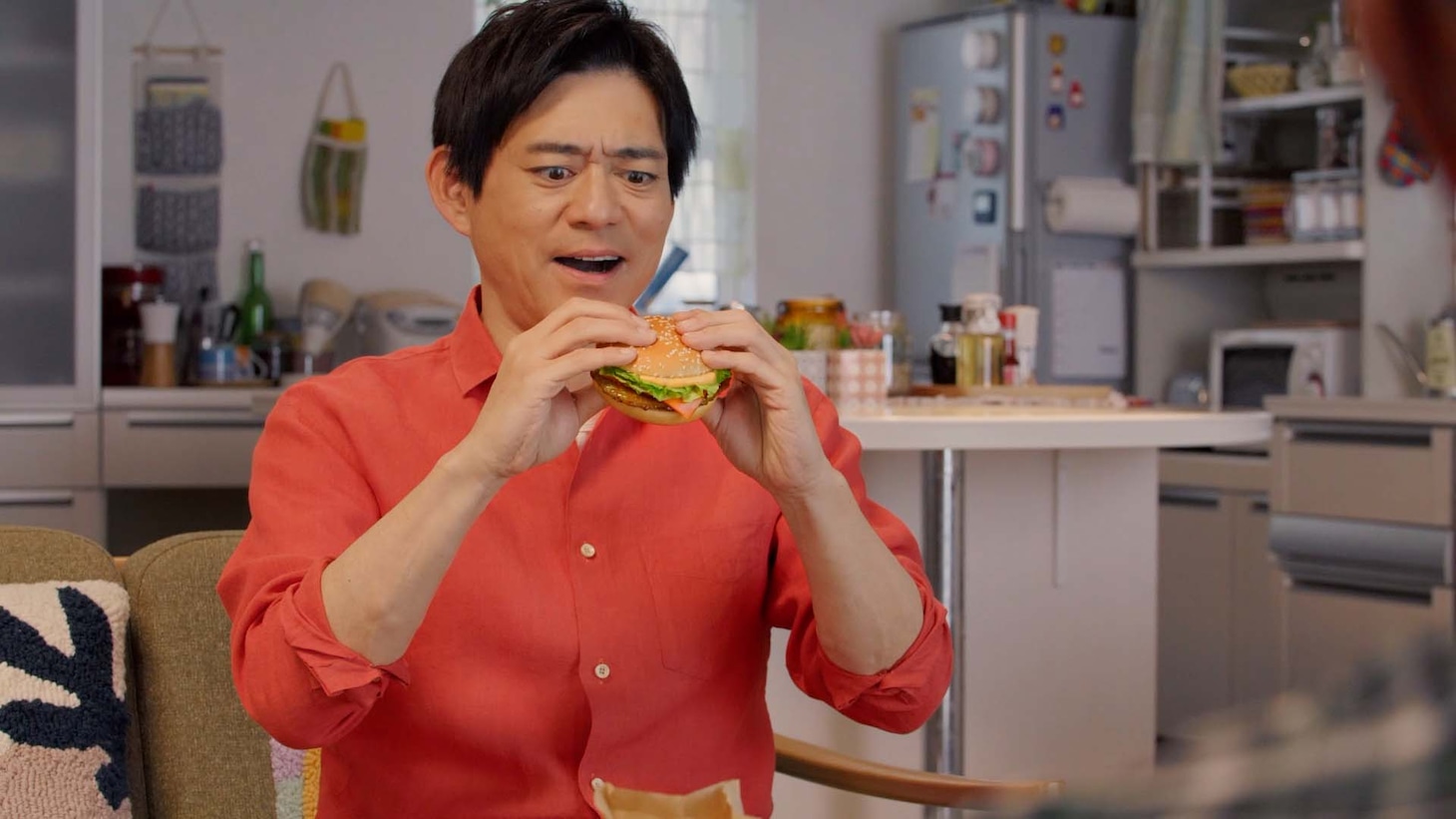 新CM「てりやきすぎて、すみません！」編より。