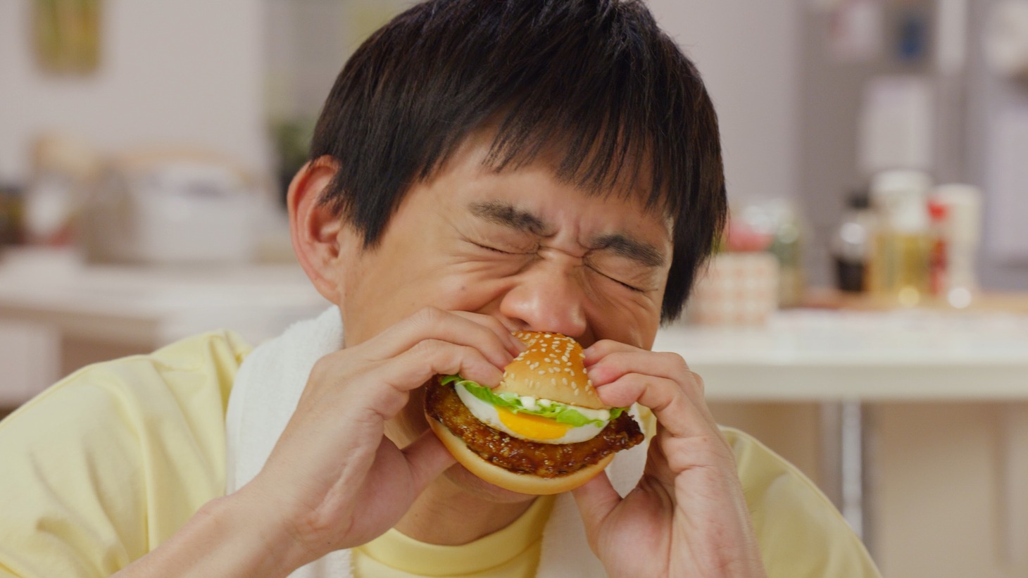 新CM「てりやきすぎて、すみません！」編より。