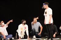 20歳になったかたつむり林の娘と戦うインポッシブル井元。