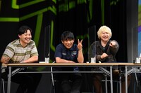 左からアルコ＆ピース、三四郎・相田。