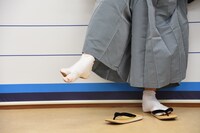 赤土がついたすゑひろがりず南條の足袋。