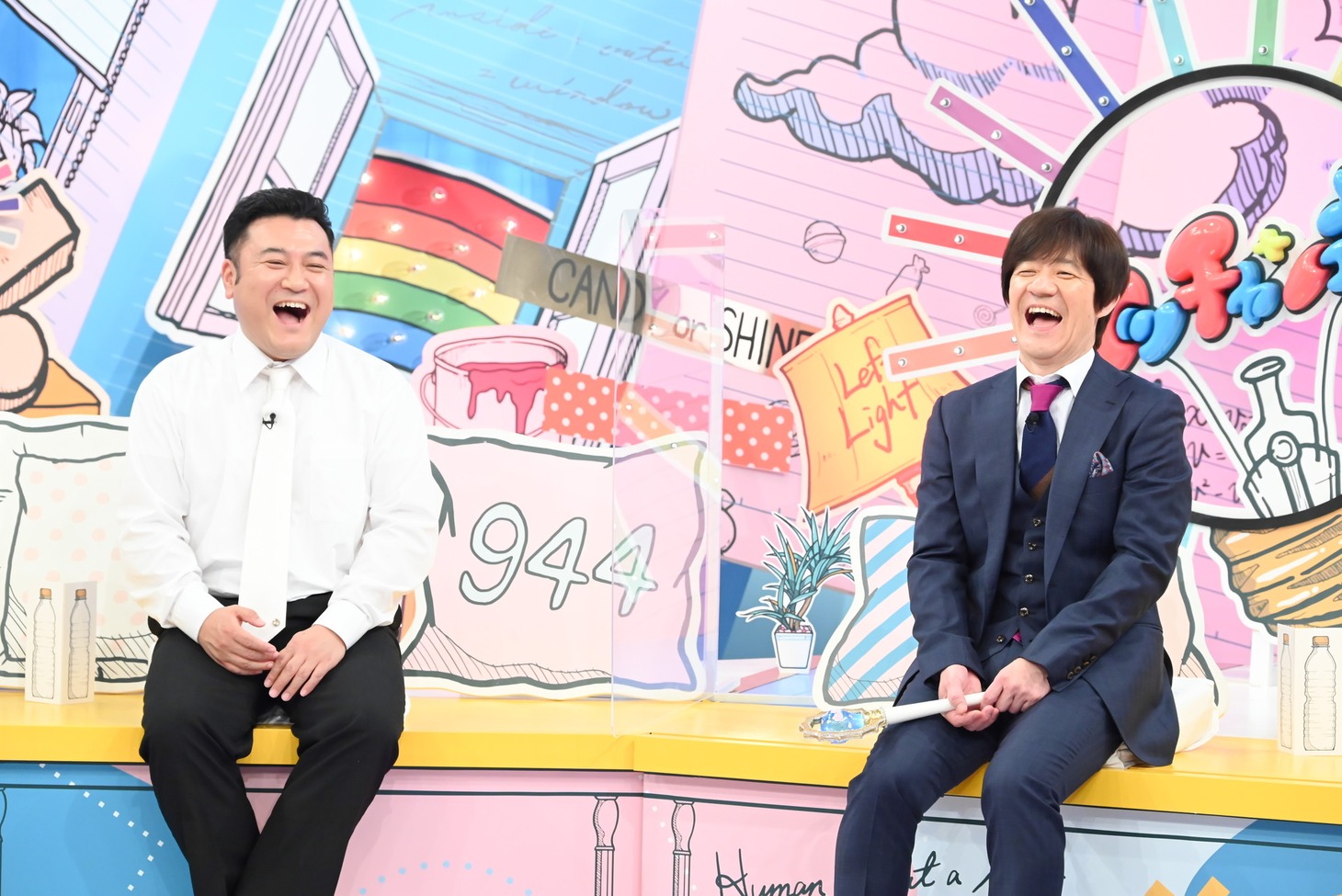 アンタッチャブル山崎と内村光良。(c)TBS