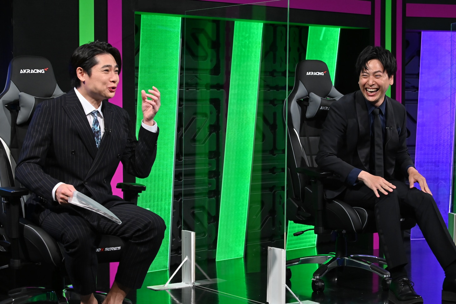 平成ノブシコブシ吉村と山下健二郎。(c)ABCテレビ