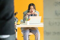 CM撮影中のゆりやんレトリィバァ。