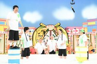 （左から）マヂカルラブリー、サンドウィッチマン、バナナマン。(c)TBS