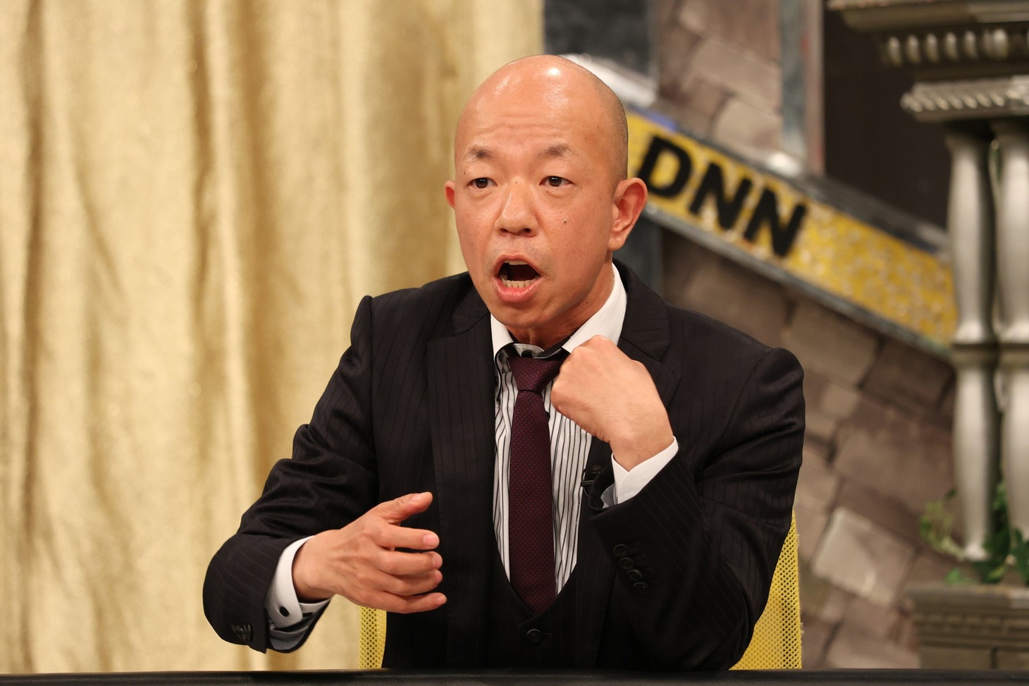 バイきんぐ小峠 (c)フジテレビ