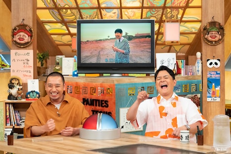 「千鳥の相席食堂ゴールデンスペシャル Aiseki Music Fes 2021」のワンシーン。(c)ABCテレビ