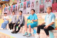 （左から）フォーリンラブ・バービー、平成ノブシコブシ、タカアンドトシ。(c)フジテレビ