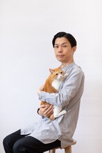 ハライチ岩井 (c)新潮社