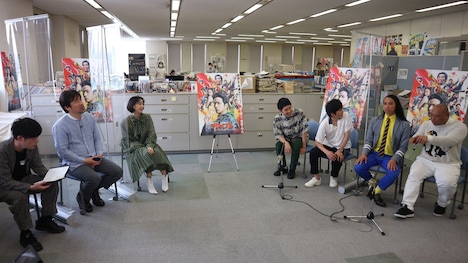 「映画『ザ・ファブル 殺さない殺し屋』佐藤二朗はファブリたい!イベント」のアーカイブ映像より。