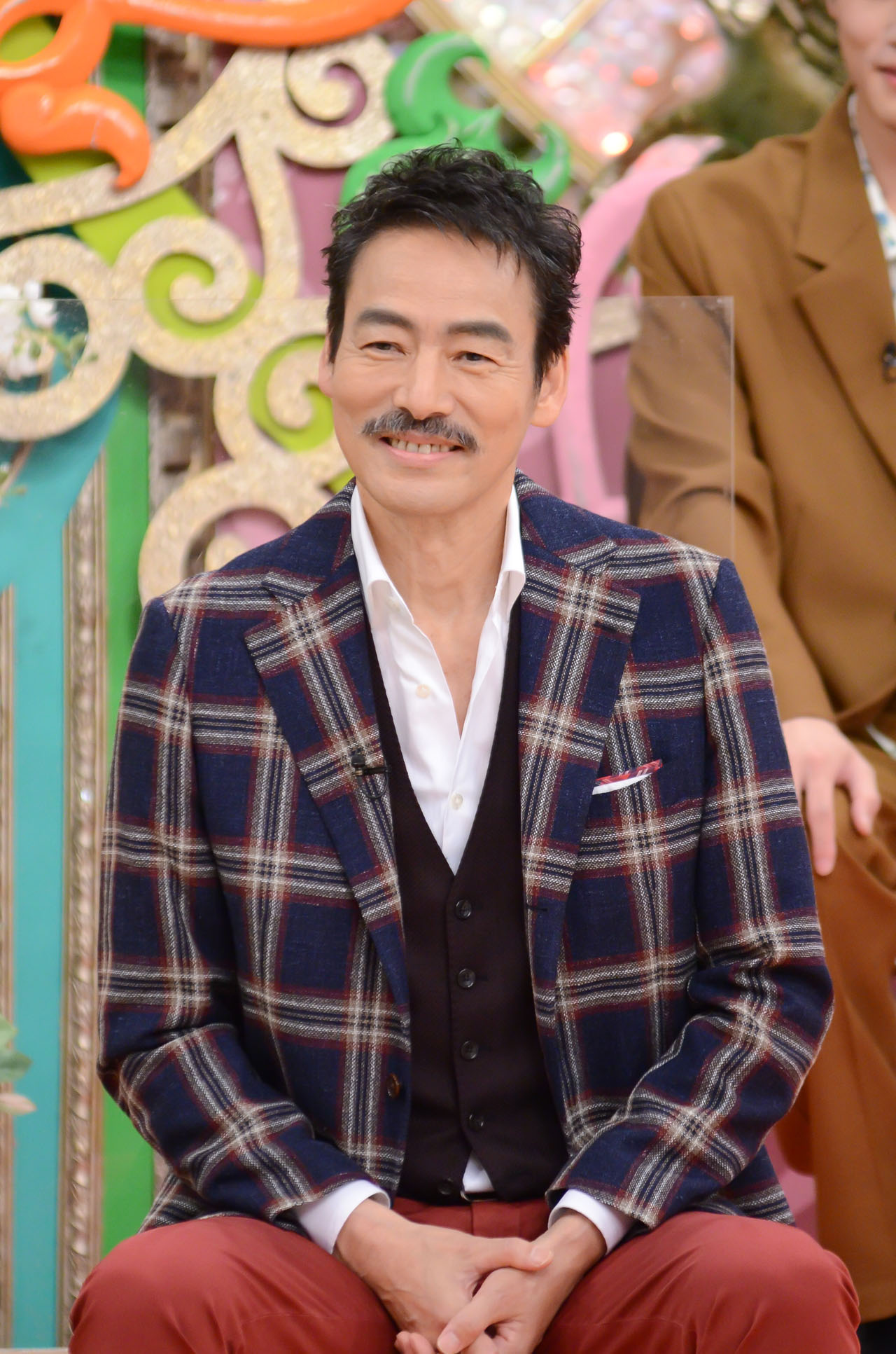 村上弘明