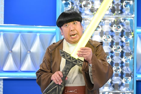 バナナマン日村 (c)TBS