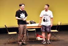 第2回単独公演「すごく、生きてる」のエンディングに登場するザ・マミィ。