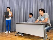 ZAZY（左）とアルコ＆ピース。