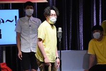 オズワルド伊藤による「はたなか～！斉唱」。