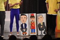 ゴールしたマラソンランナーたち。