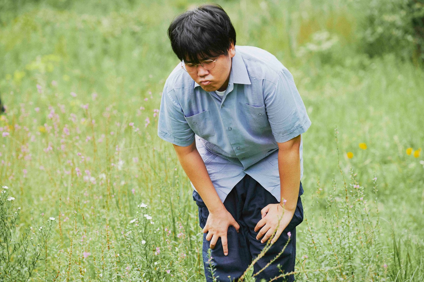 蛙亭・中野演じる紺介。