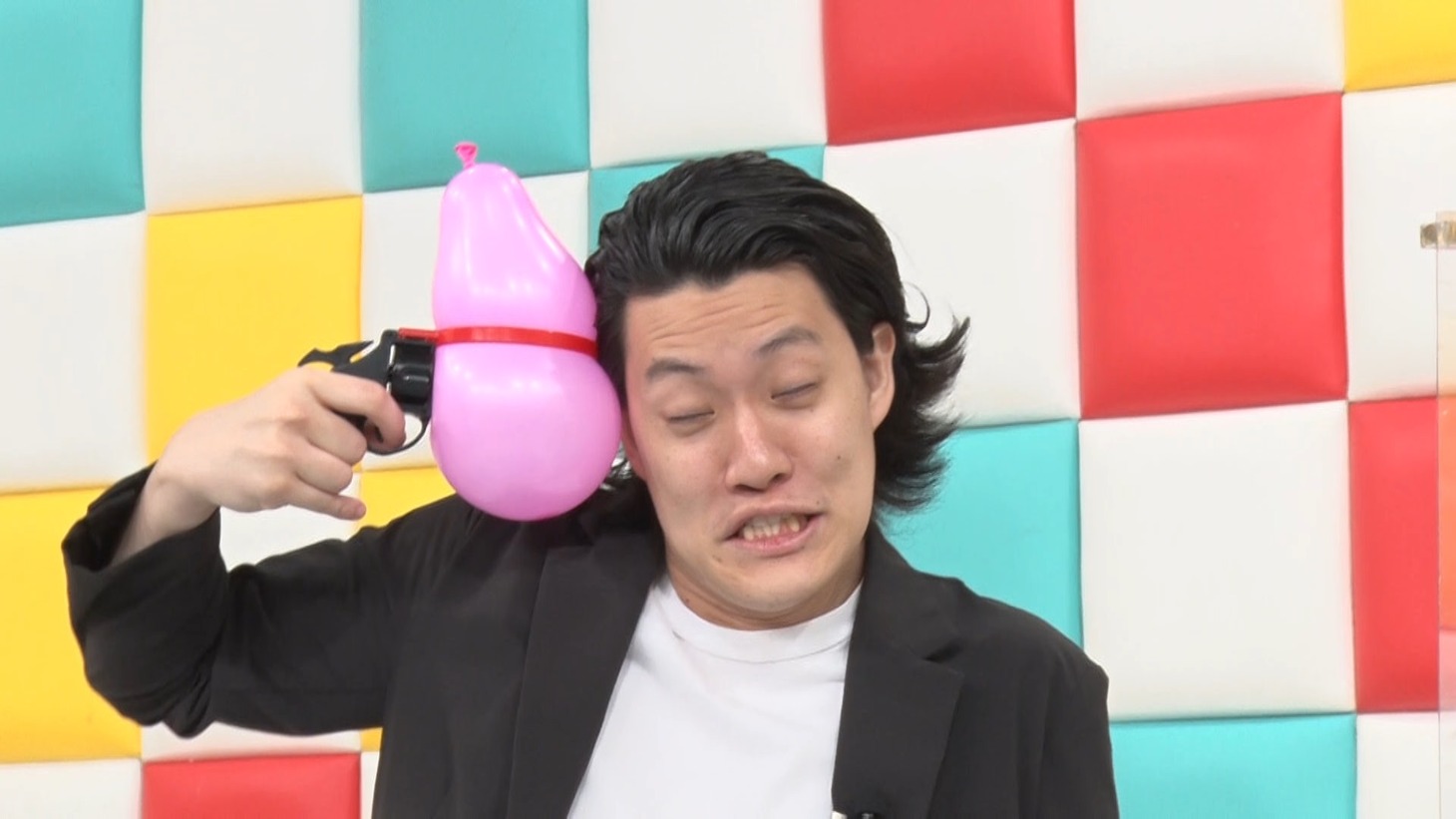 霜降り明星・粗品 (c)テレビ朝日
