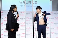 「腹割ったらんかい！」と言われて腹を見せる見取り図リリー。