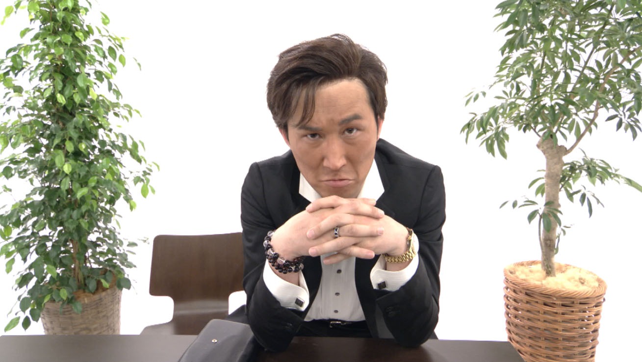 シソンヌじろうの「一見、悪徳に見える男」。