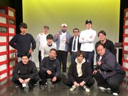 ベジタブル総理大臣のメンバーとプロデューサー、作家陣。