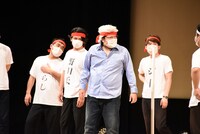 息を吸ったときにマスクの膨らみがへこむほど呼吸が荒くなるタモンズ安部。