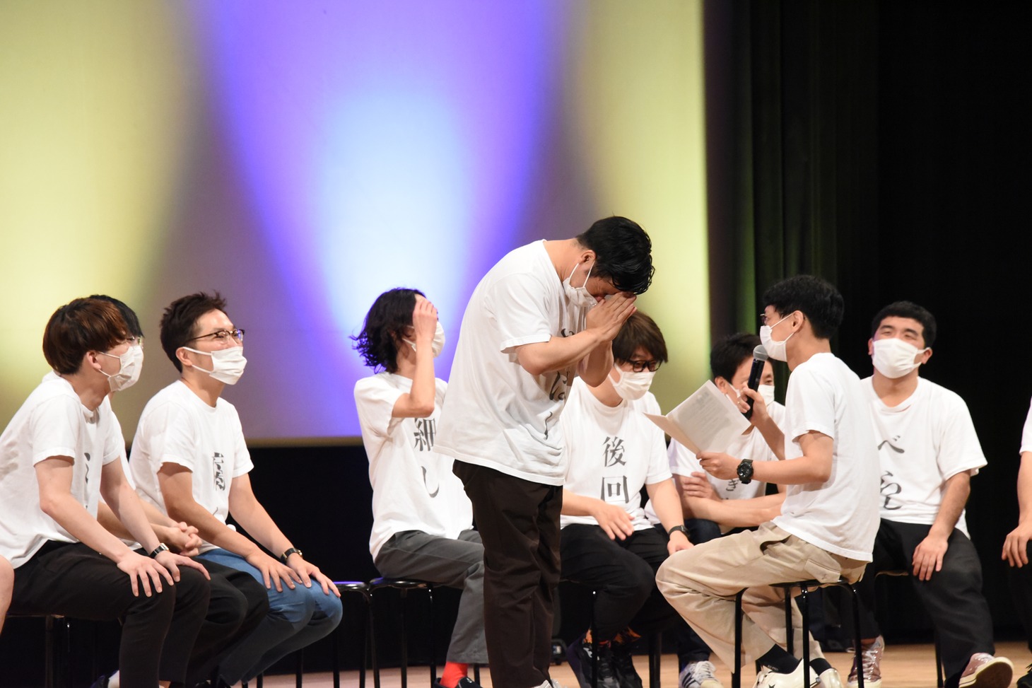 反省会の反省をするすゑひろがりず南條。
