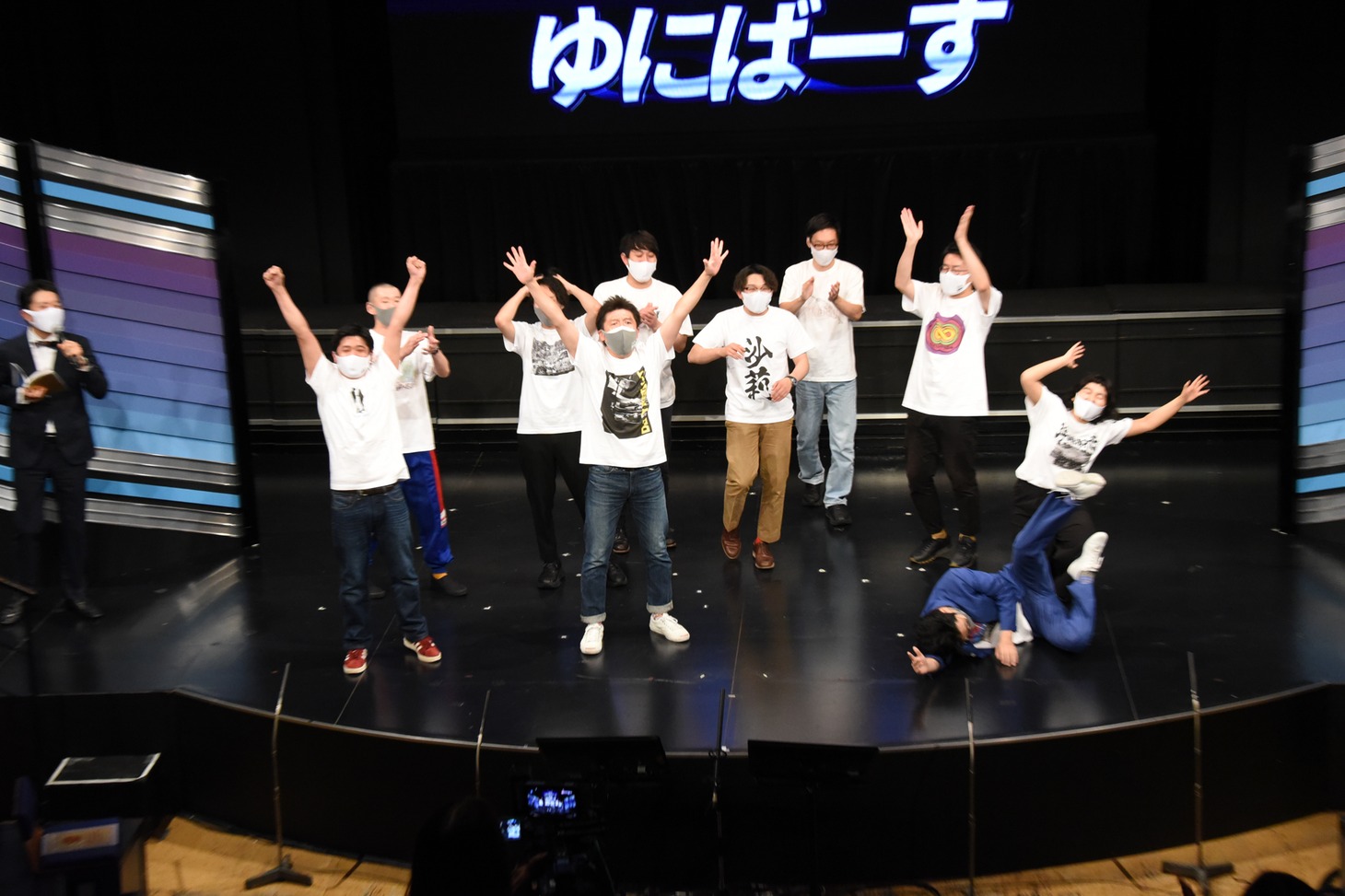 優勝発表の場面。