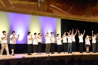 「大宮セブンツアー凱旋公演～スリーアイランズドリーム（三島の夢）～やっぱり最後は地元大宮でしょ！」の様子。