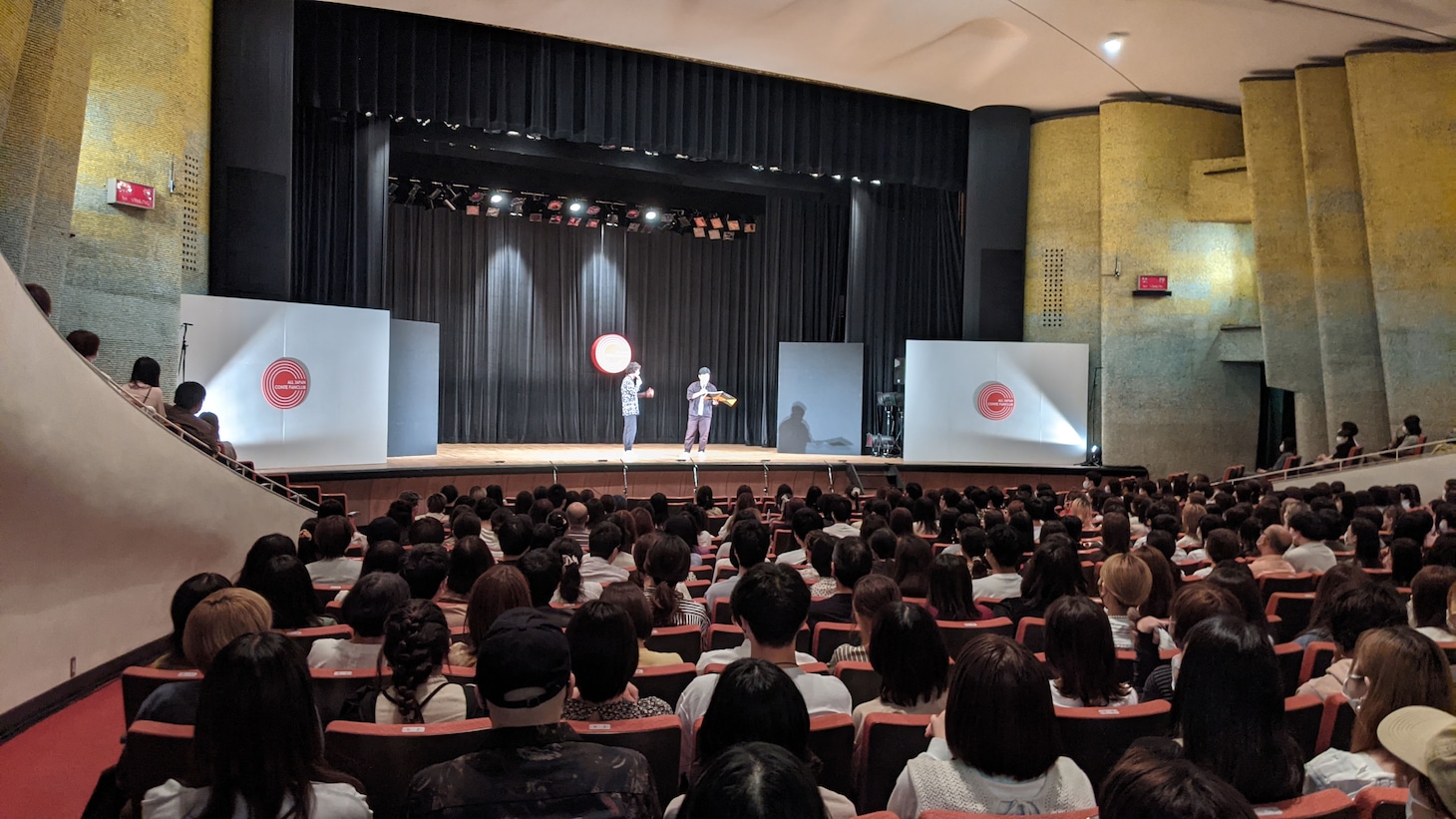「全日本コントファンクラブ 東西支部合同大会 2021～東日本支部公演～」の様子。