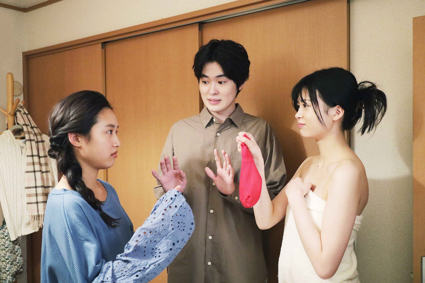 「初情事まであと1時間」より。