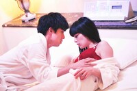 「初情事まであと1時間」より。