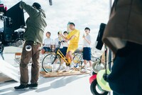 CM撮影中の様子。