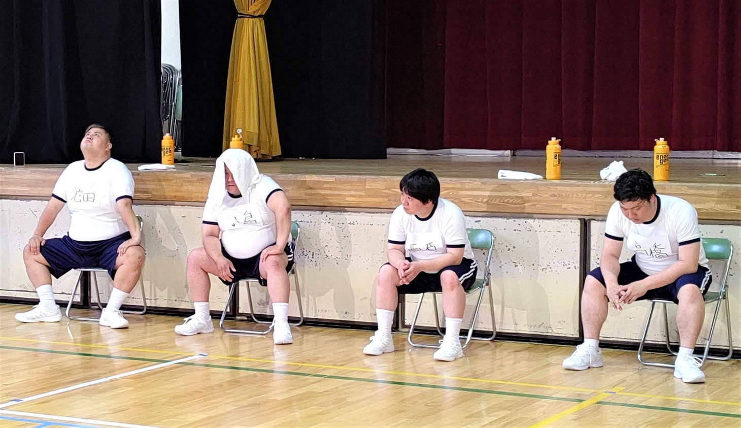 「おかわりコント学園」のワンシーン。(c)読売テレビ