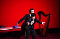 ハラスメント高佐とバトルを展開する溜口。