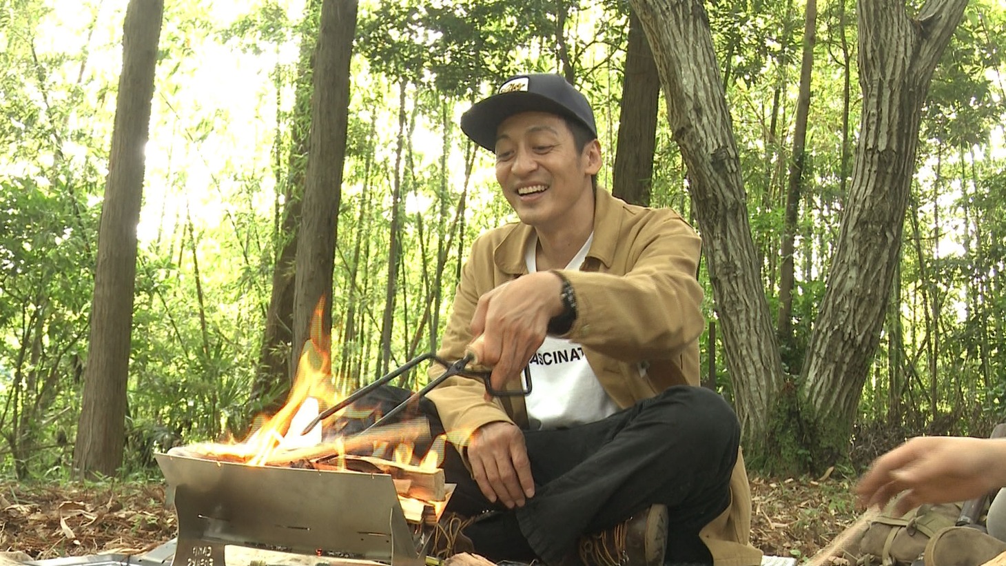 とろサーモン村田