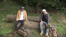 ゲストのとろサーモン村田（左）とヒロシ（右）。
