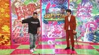 左からケンドーコバヤシ、千原ジュニア。(c)読売テレビ