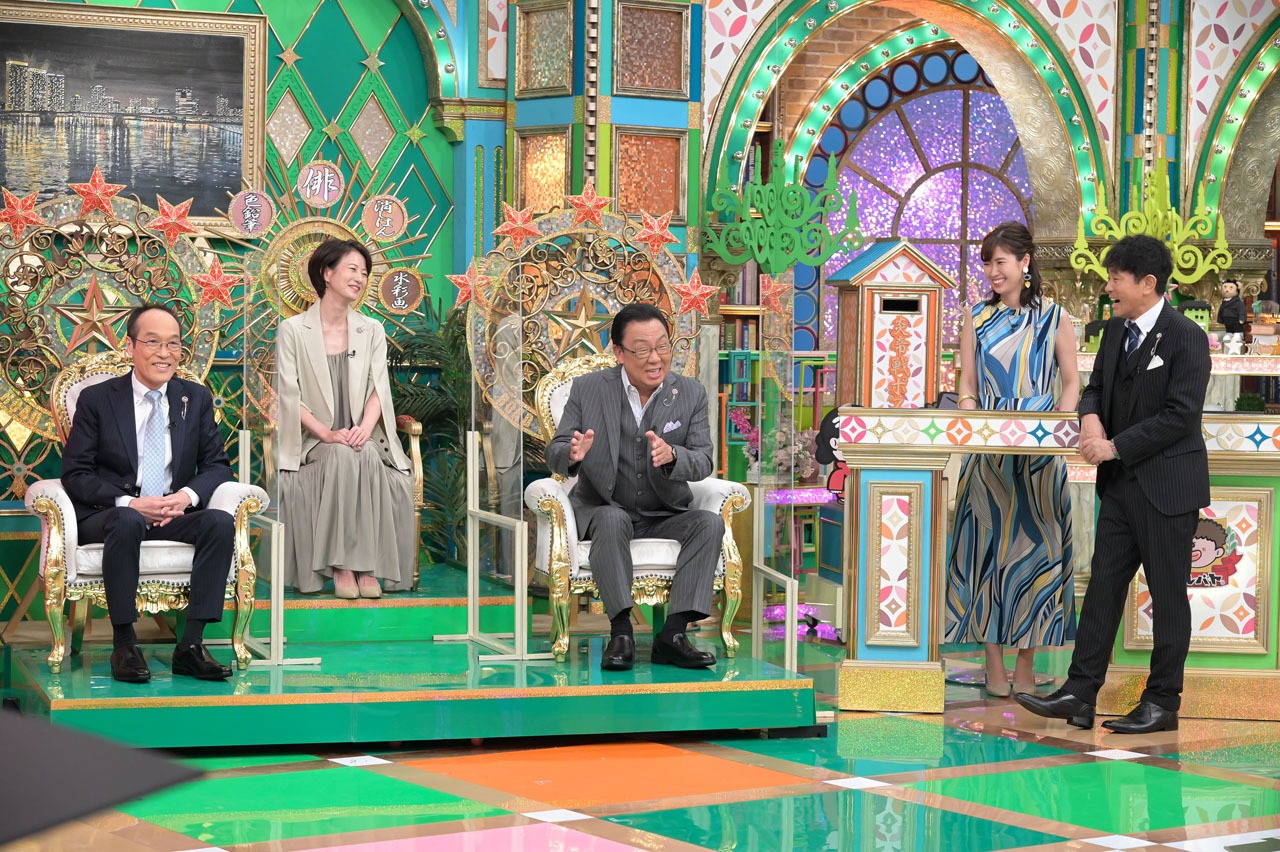 左から東国原英夫、馬場典子、梅沢富美男。