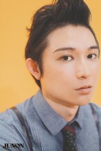 空気階段・水川かたまり(c)JUNON／撮影：女鹿成二