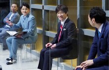 MCの内村光良と、千鳥、アンガールズ田中。