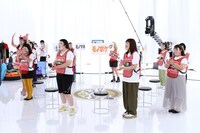 「座王」女芸人スペシャルのワンシーン。(c)関西テレビ