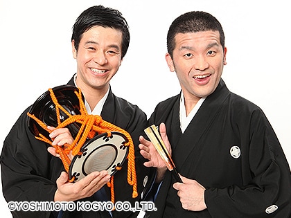 黒い衣装を着ていた初期のすゑひろがりず。