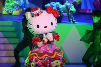 「Sanrio Kawaii ミュージカル『From Hello Kitty』」の様子。(c)2021 SANRIO CO., LTD. APPROVAL NO. L626023