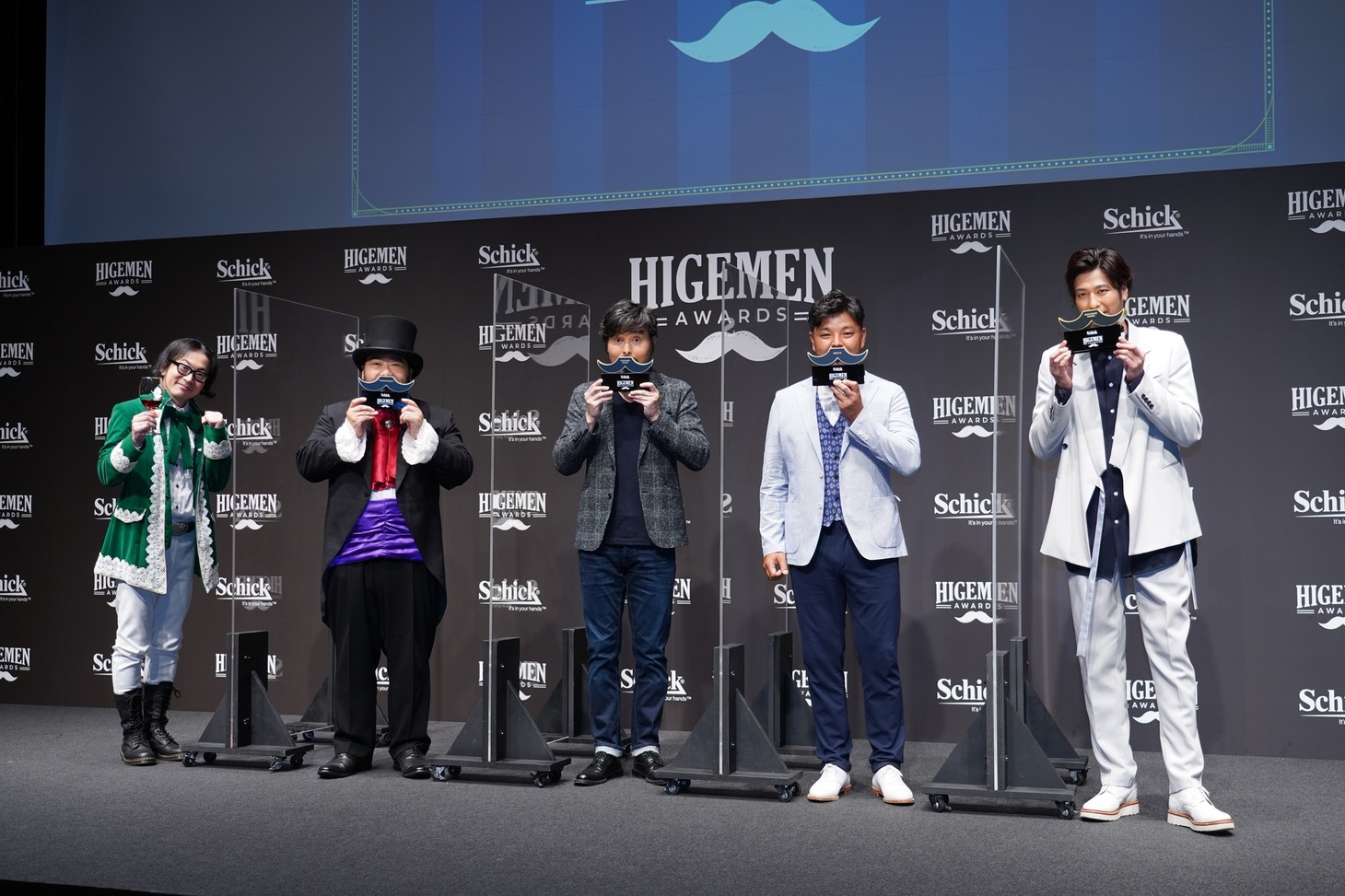 左から髭男爵、速水もこみち、小澤征悦、城彰二。