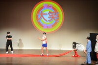 人力「爆笑レッドカーペット」の様子。