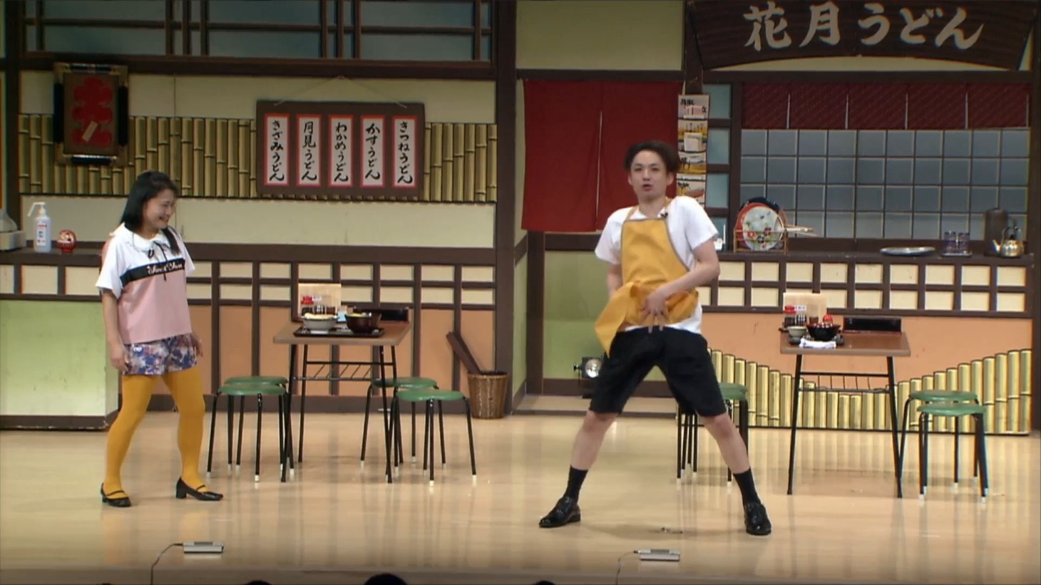 「ゆずるサポートセンター」を披露するアインシュタイン河井。