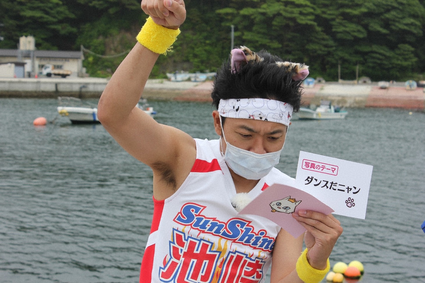 「猫大好き芸能人集結！東北ニャンだらけツアー」より。(c)青森放送