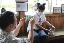 いぬのえいが 舞台挨拶にライセンス藤原登場 お笑いナタリー