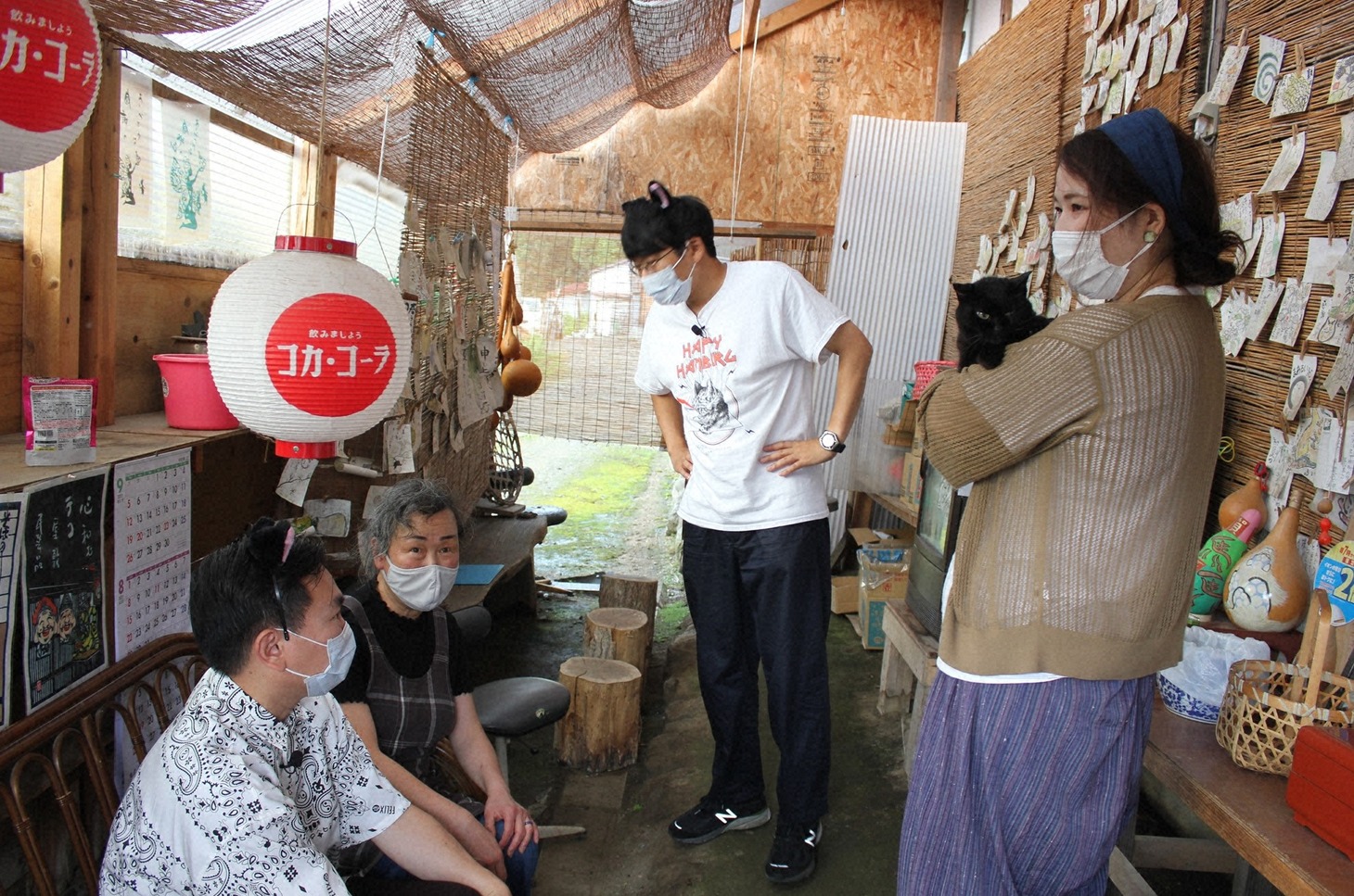 「猫大好き芸能人集結！東北ニャンだらけツアー」より。(c)青森放送